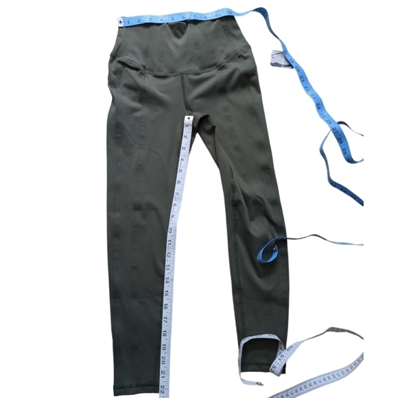 Free People Movement Leggings NWT Dance Yoga Hiking Training Cargo Khaki Size XS - Picture 9 of 11